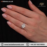 Stylish Midi Flower Ring with Timeless Floral Charm