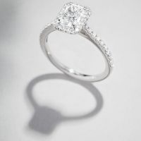 Radiant Cut Engagement Rings: The Ultimate Modern vs. Vintage Guide