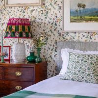 Essential Stuff to Decorate Your Room Beautifully
