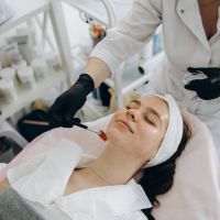 Microneedling Treatment London – Youthful Living for Radiant, Healthy 