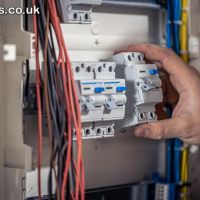  Safe & Smart Electrical Wiring for Light Switches 