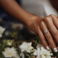 Shop Stunning Emerald Cut Engagement Rings – Layla Diamonds UK